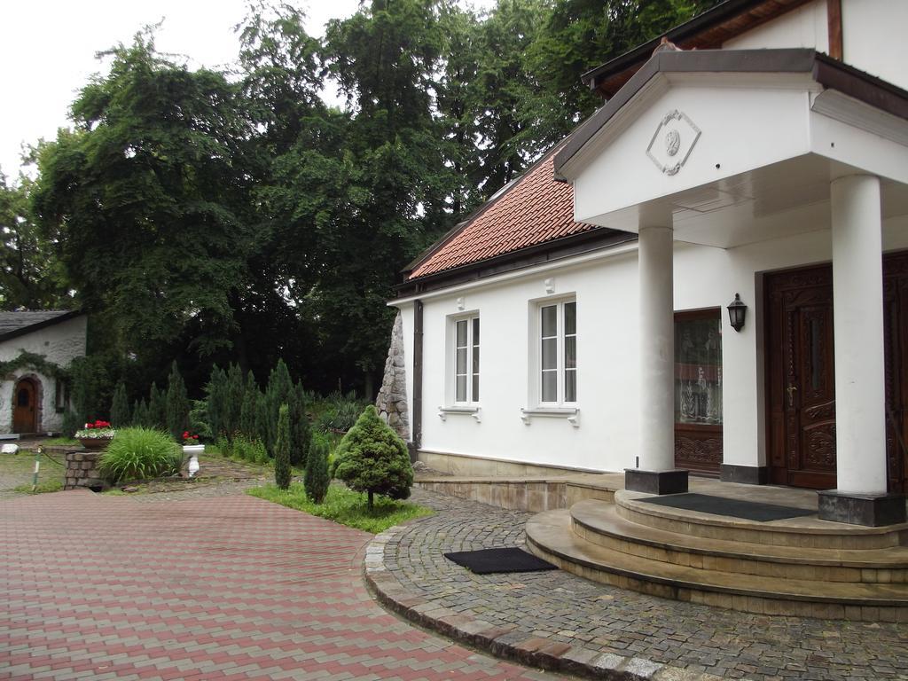وارسو Dedek Park - Historyczny Dworek W Pieknym Parku Skaryszewskim Obok Stadionu Narodowego المظهر الخارجي الصورة